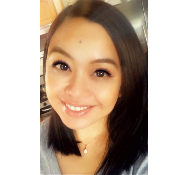 Meet your Posher, Lourdes - Picture 1 of 1